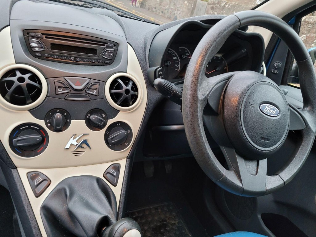 FORD KA