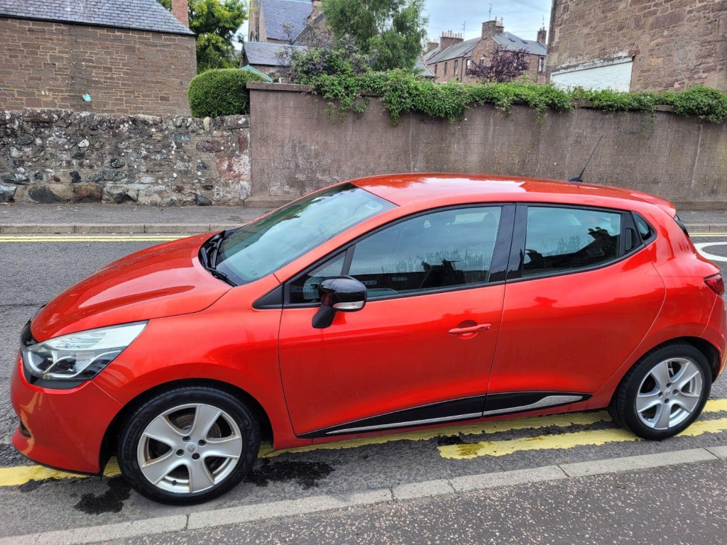 RENAULT CLIO