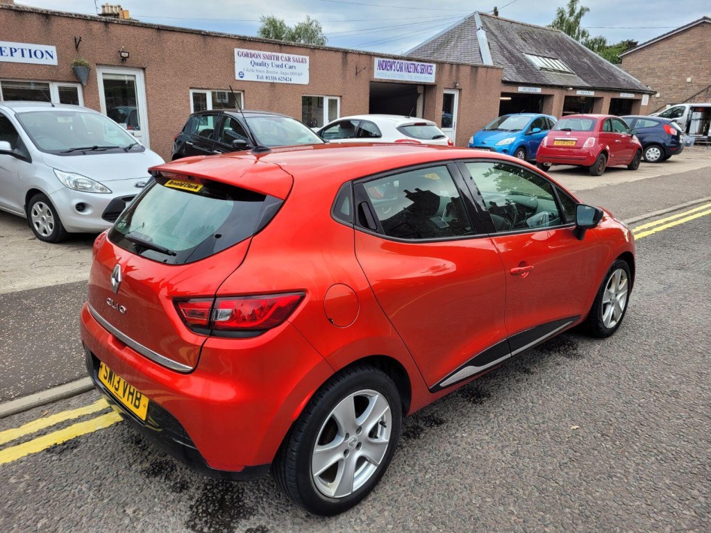 RENAULT CLIO
