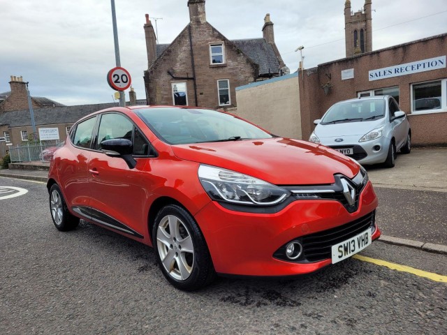 RENAULT CLIO 1.2 16V Dynamique MediaNav