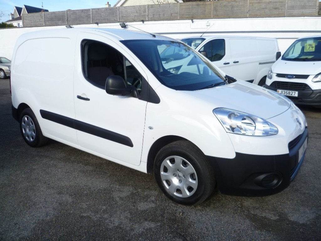 PEUGEOT PARTNER