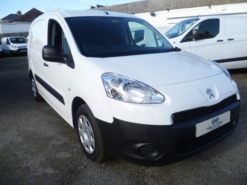 PEUGEOT PARTNER