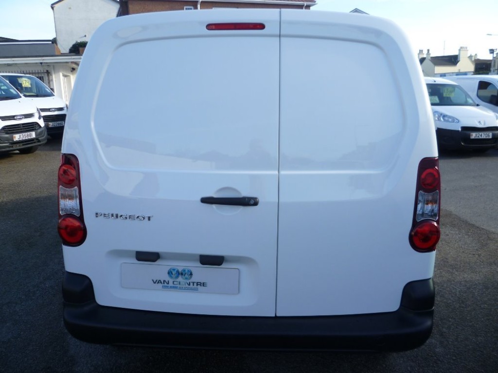 PEUGEOT PARTNER
