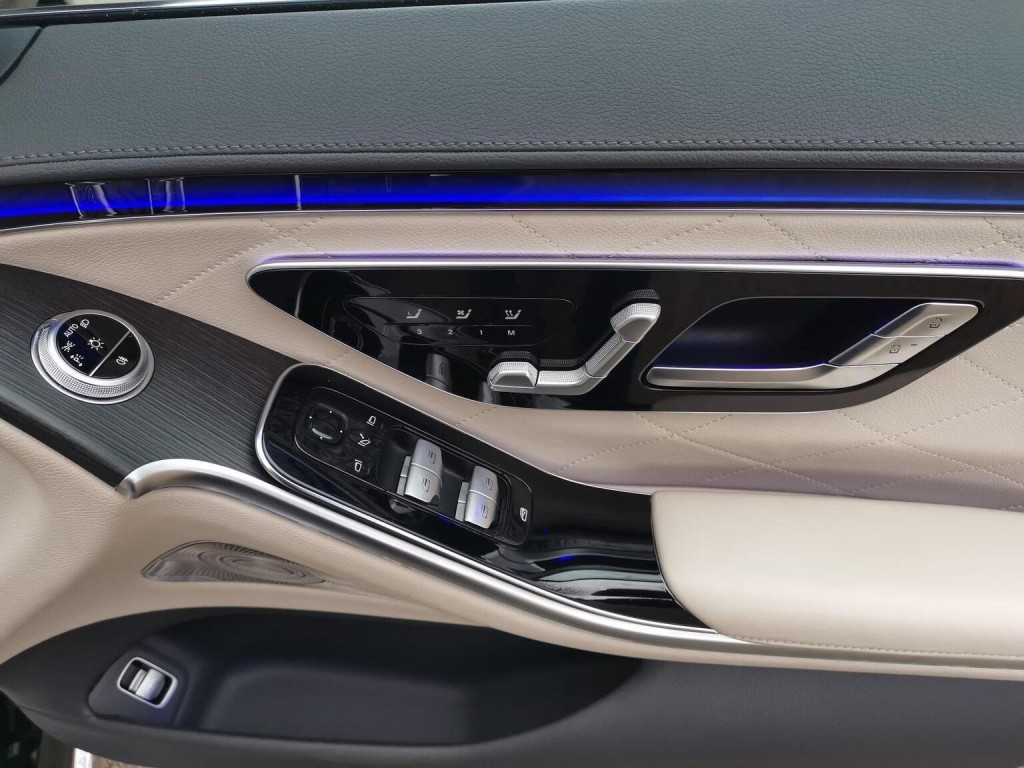 MERCEDES-BENZ S CLASS