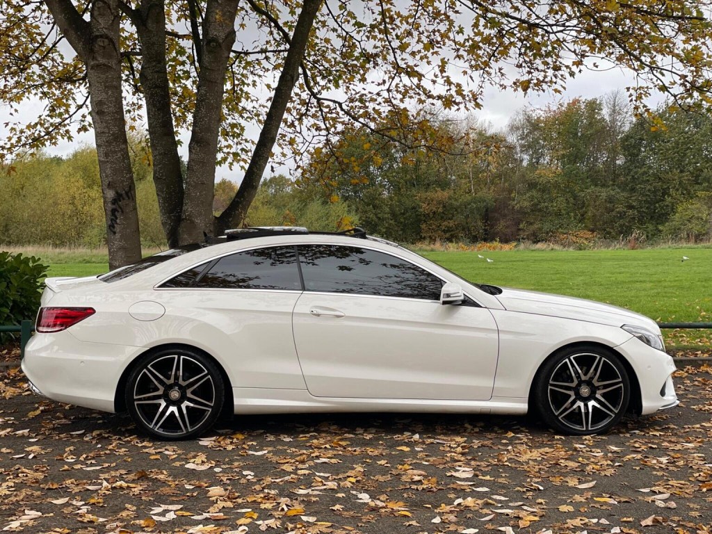 MERCEDES-BENZ E CLASS