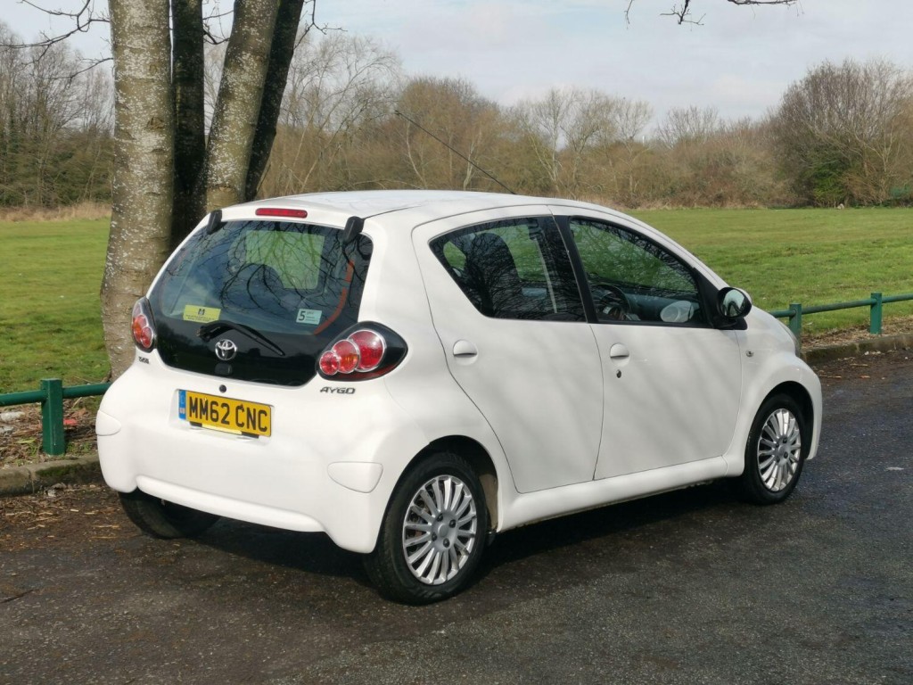 TOYOTA AYGO