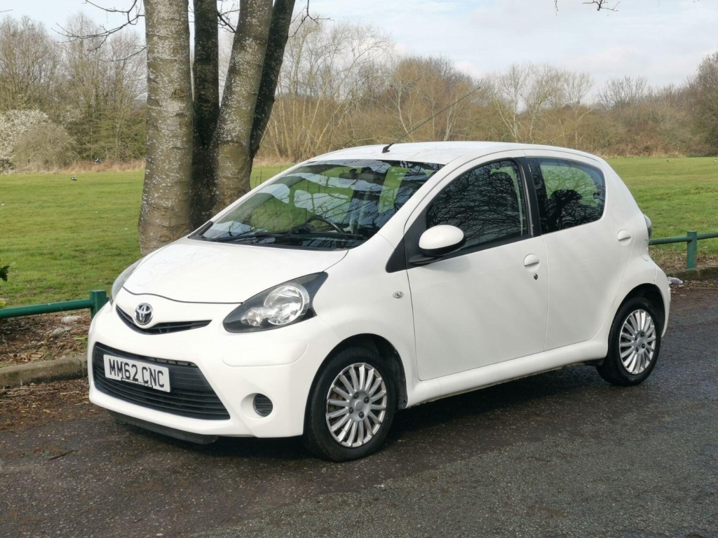 TOYOTA AYGO