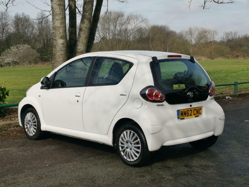 TOYOTA AYGO