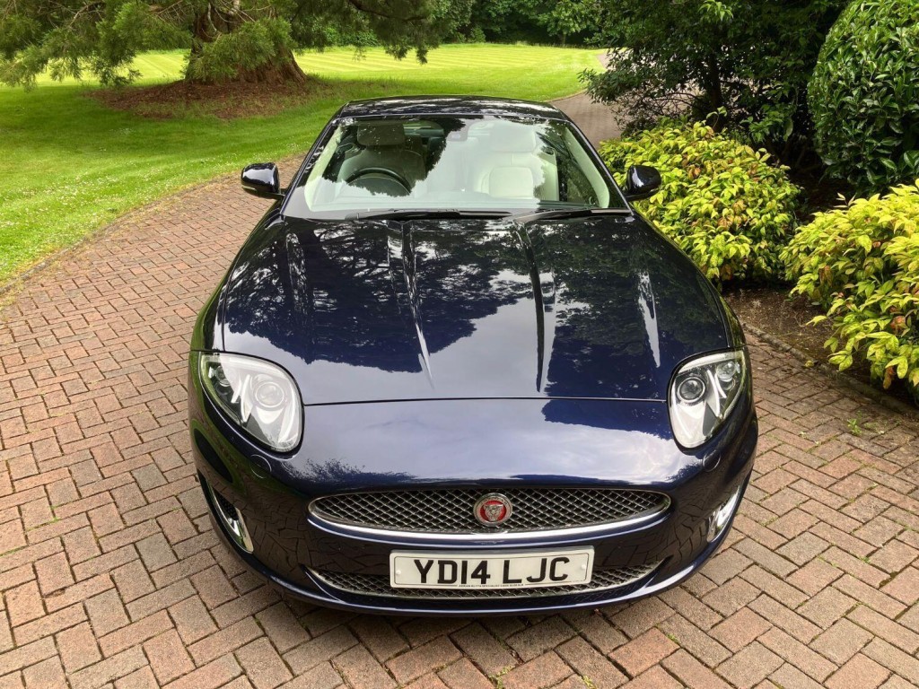 View JAGUAR XK 5.0 V8 Signature