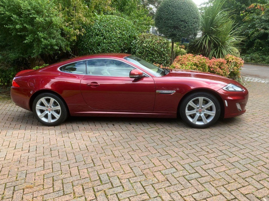 View JAGUAR XK 5.0 V8