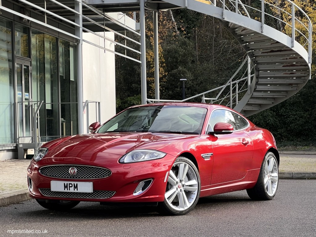 View JAGUAR XK 5.0 V8 Signature