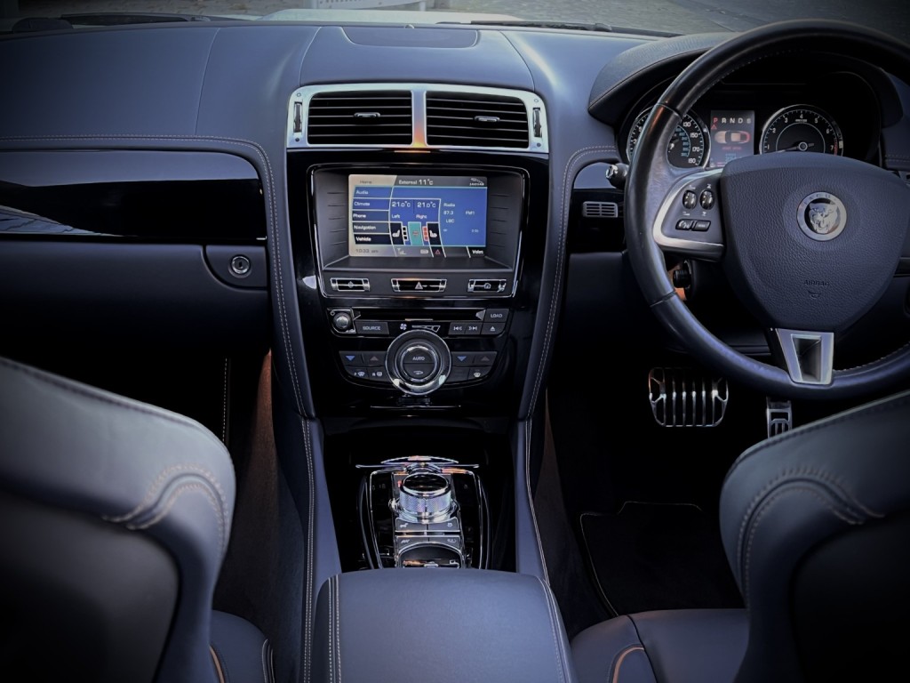 View JAGUAR XK 5.0 V8 Artisan Special Edition