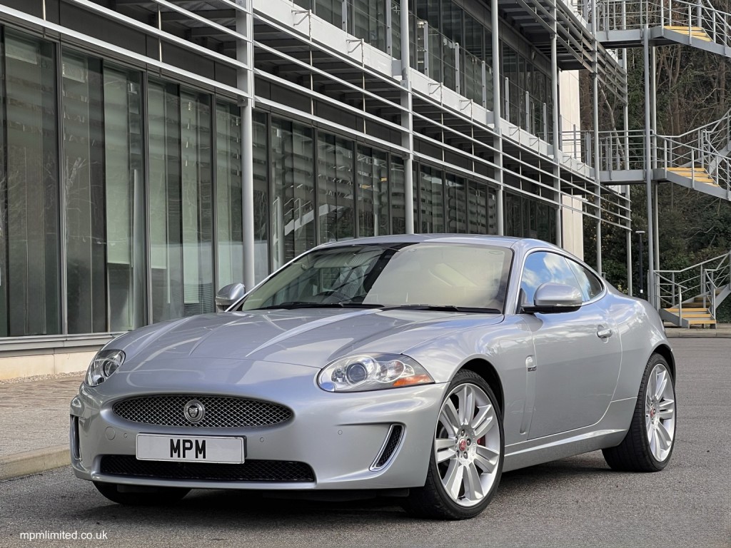 View JAGUAR XK 5.0 V8