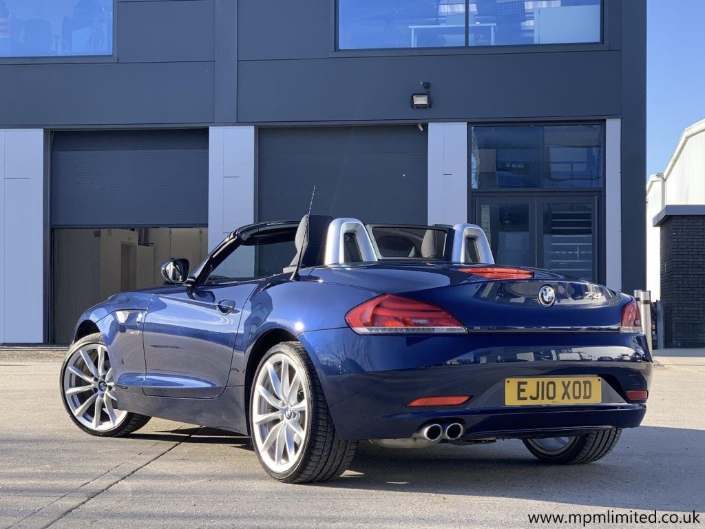 View BMW Z4 S-Drive 2.3i