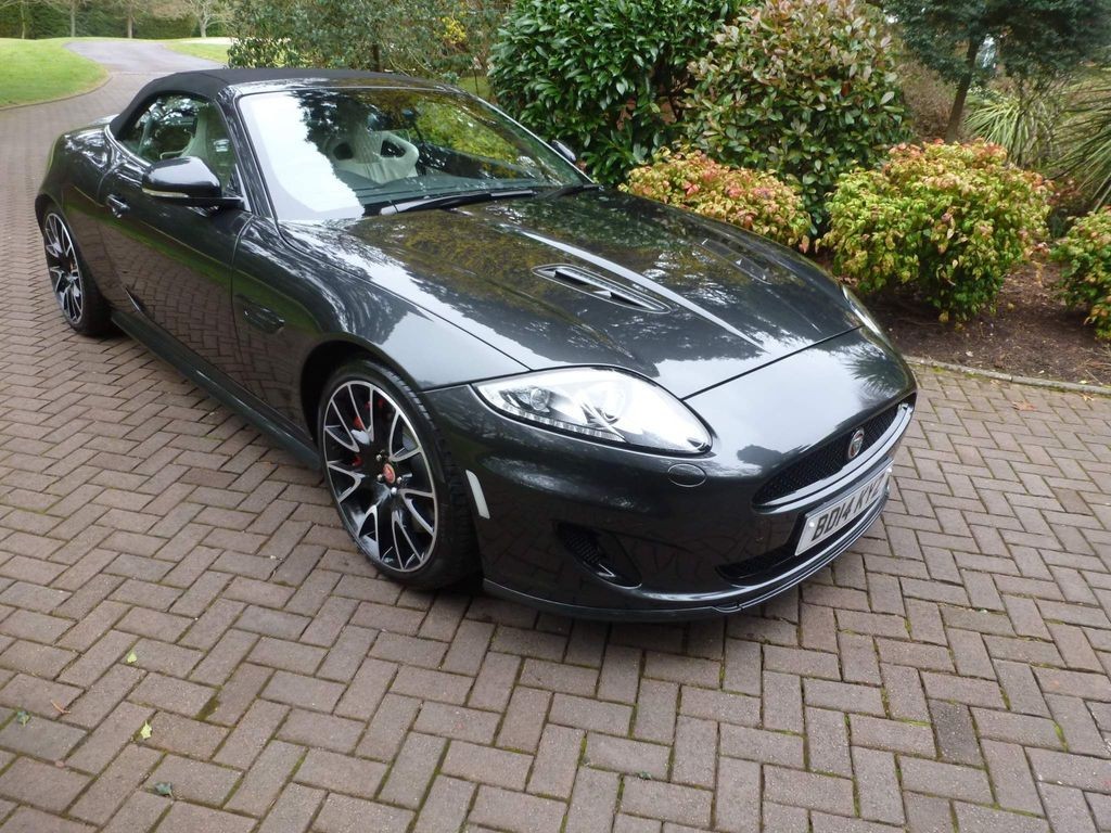JAGUAR XKR