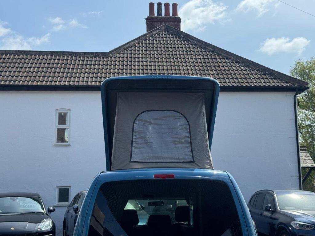 VOLKSWAGEN CADDY MAXI