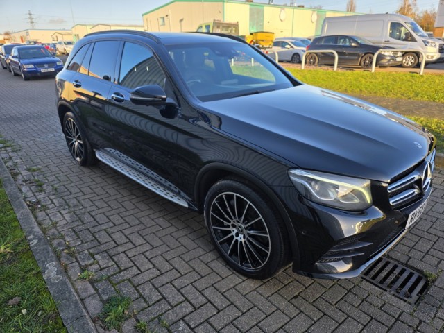 MERCEDES-BENZ GLC