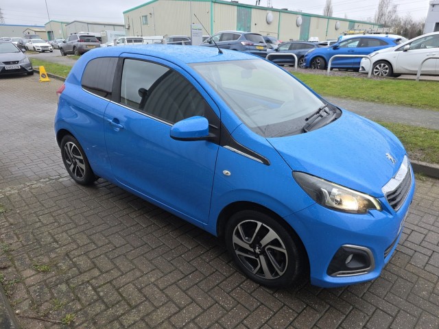 PEUGEOT 108