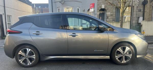 View NISSAN LEAF  40kWh N-Connecta 