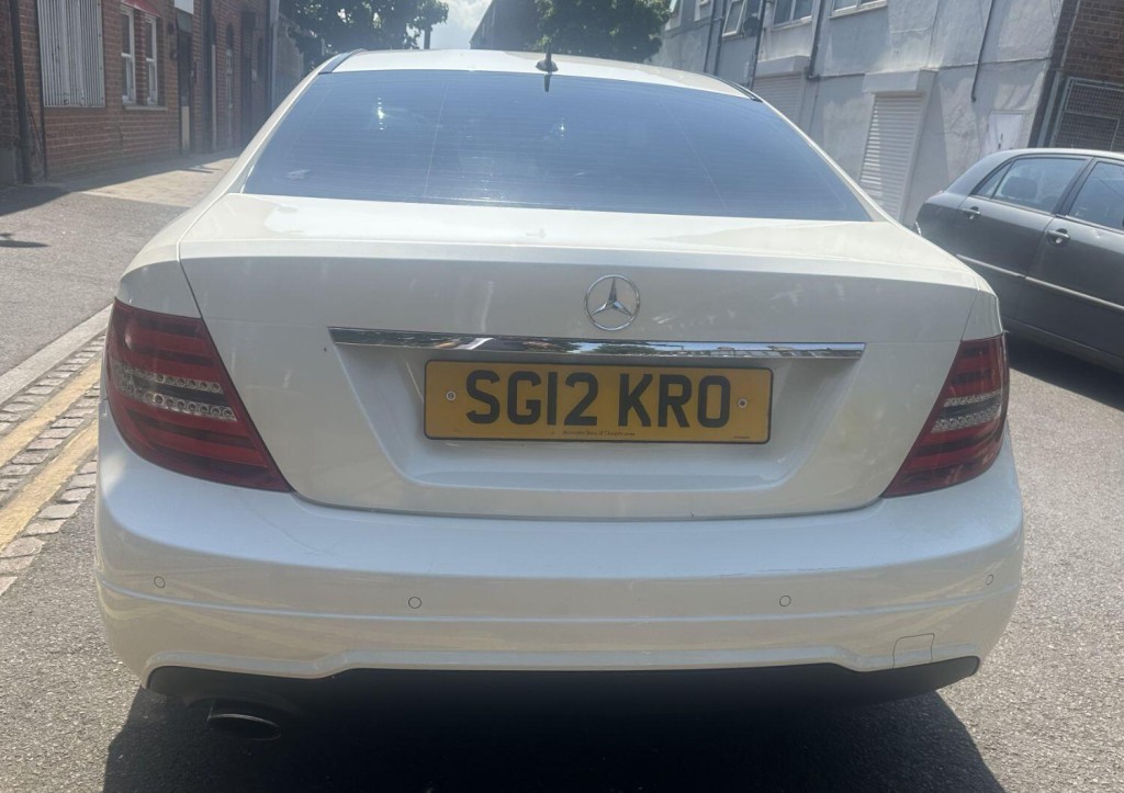 MERCEDES-BENZ C CLASS 1.8 C180 BlueEfficiency AMG Sport 2012