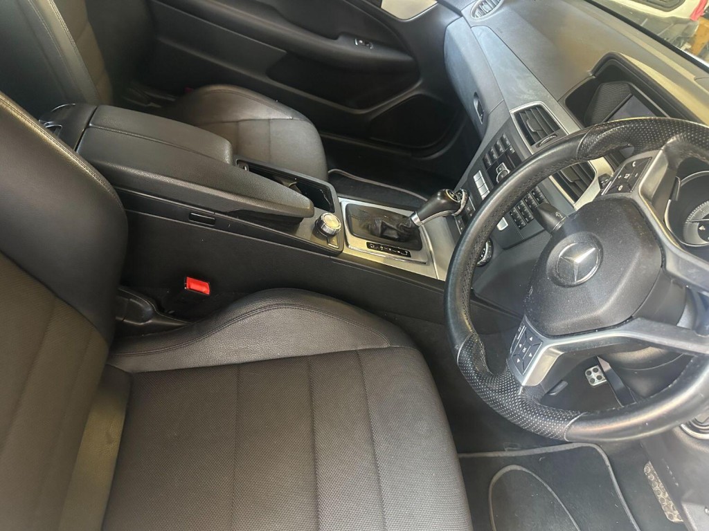 MERCEDES-BENZ C CLASS 1.8 C180 BlueEfficiency AMG Sport 2012