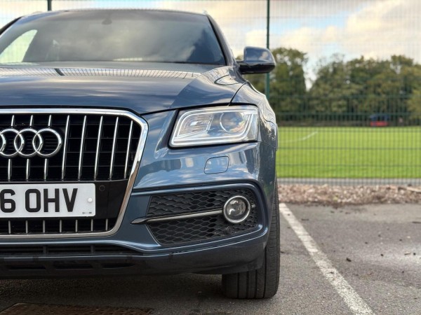 View AUDI Q5 2.0 TFSI S line Plus Tiptronic quattro Euro 6 (s/s) 5dr