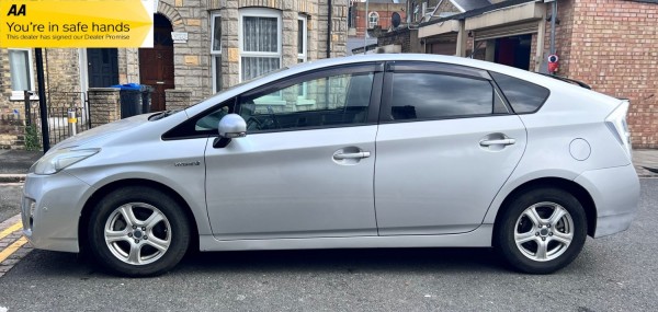 View TOYOTA PRIUS HYBRID 1.8 VVT-h T Spirit CVT, ULEZ COMPLIANT