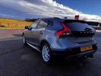 VOLVO V40 CROSS COUNTRY