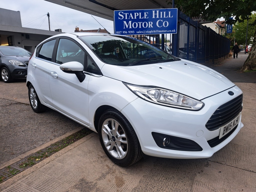 View FORD FIESTA 1.3 Zetec