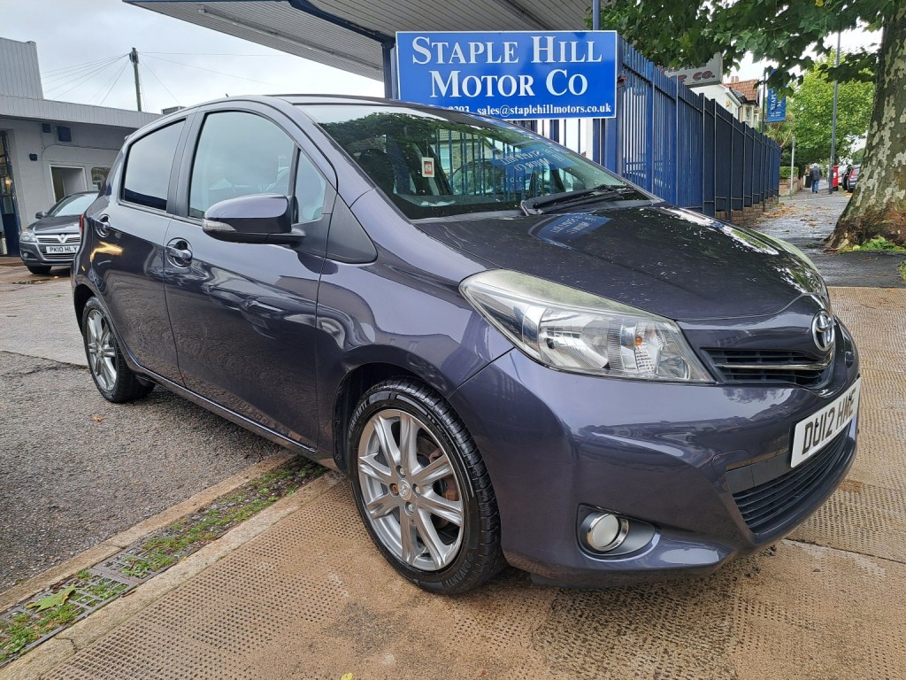 View TOYOTA YARIS 1.3 Dual VVT-i SR