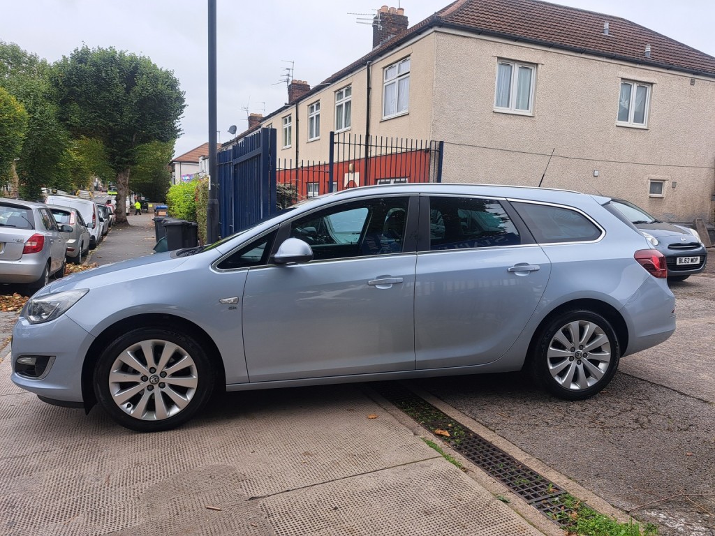 View VAUXHALL ASTRA 1.6 16V Elite