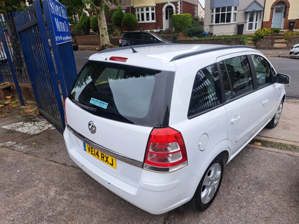 View VAUXHALL ZAFIRA 1.8 16V Exclusiv