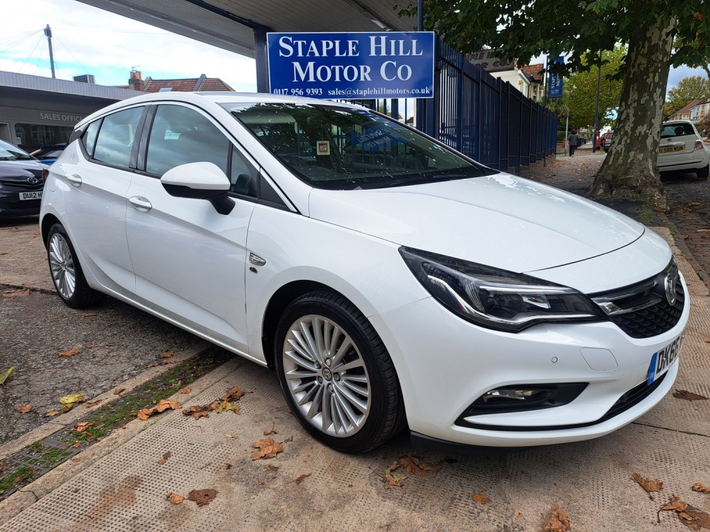 View VAUXHALL ASTRA 1.4 i Turbo Elite Nav