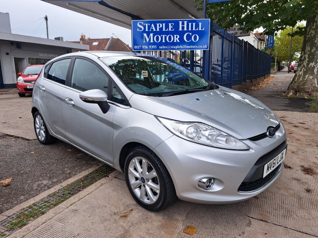 View FORD FIESTA 1.3 Zetec