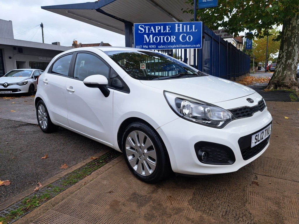 View KIA RIO 1.3 2