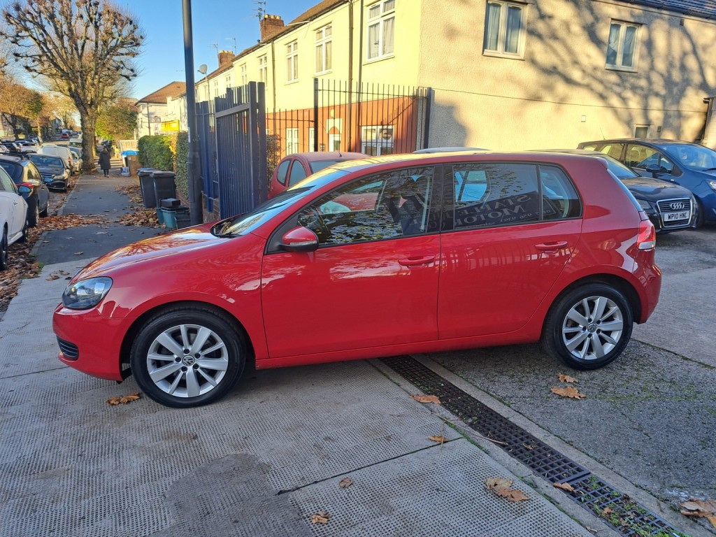 View VOLKSWAGEN GOLF 1.4 TSI Match
