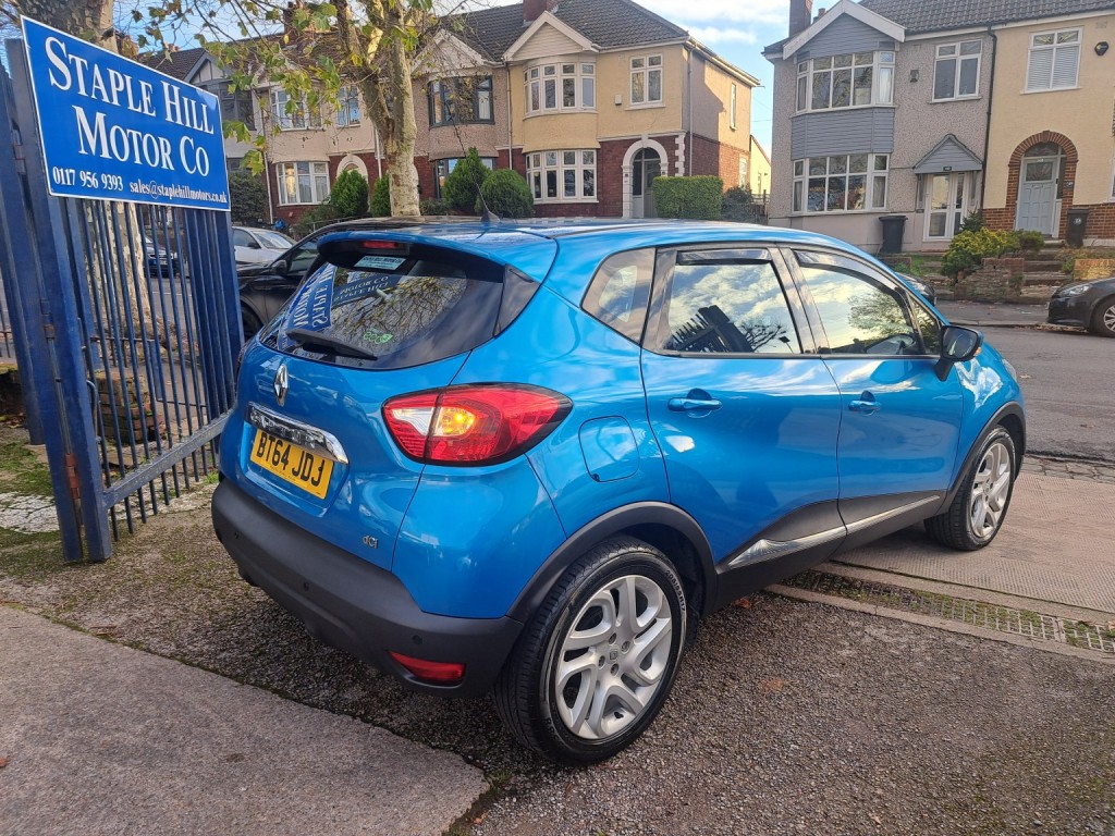 View RENAULT CAPTUR 1.5 Dynamique MediaNav dCi 90 Stop & Start