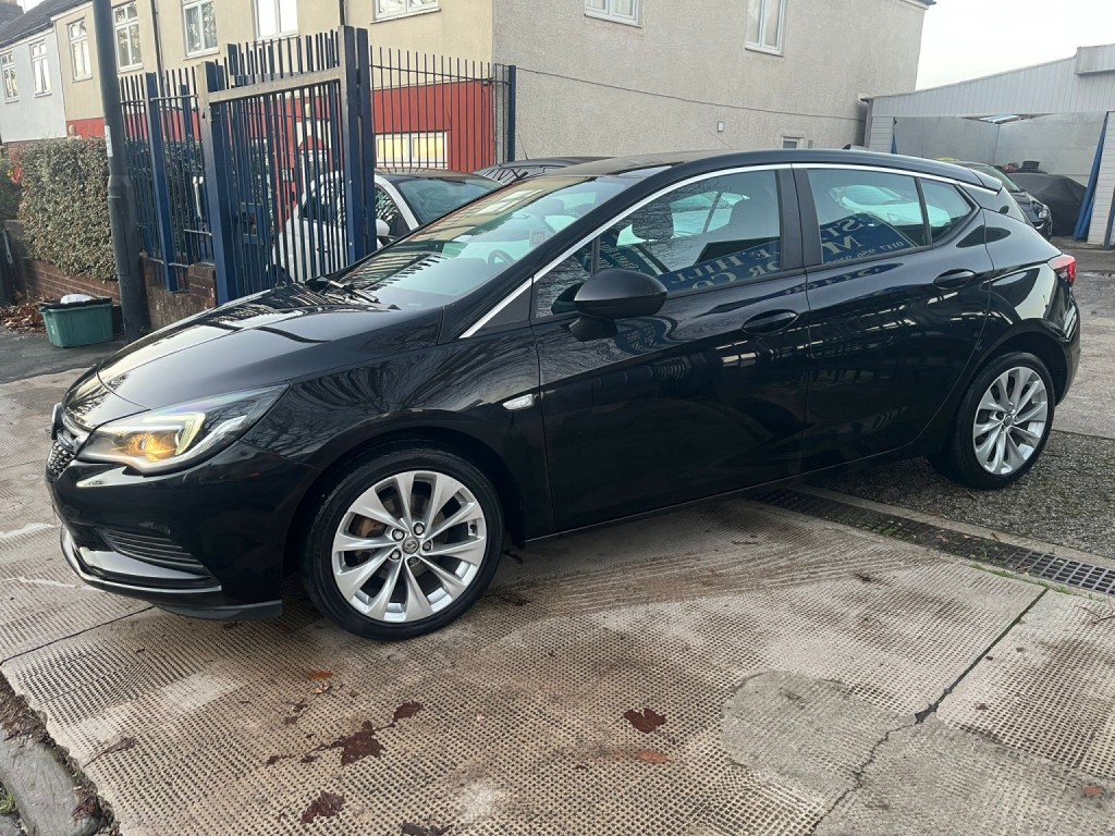 View VAUXHALL ASTRA 1.4 i Turbo Tech Line