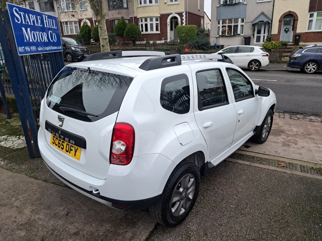View DACIA DUSTER 1.5 Laureate dCi 110 4x2