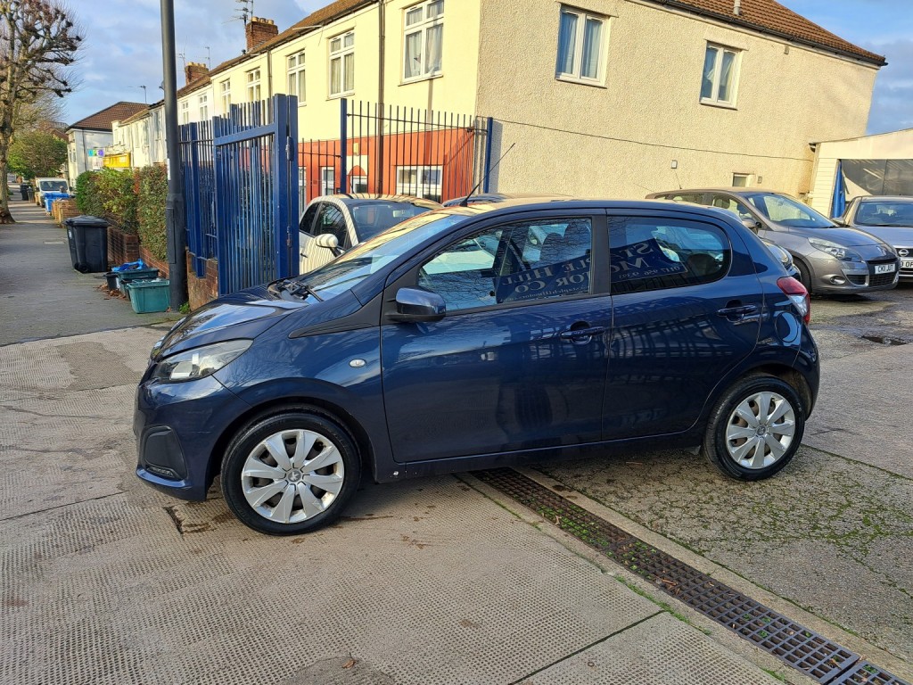 View PEUGEOT 108 1.0 Active