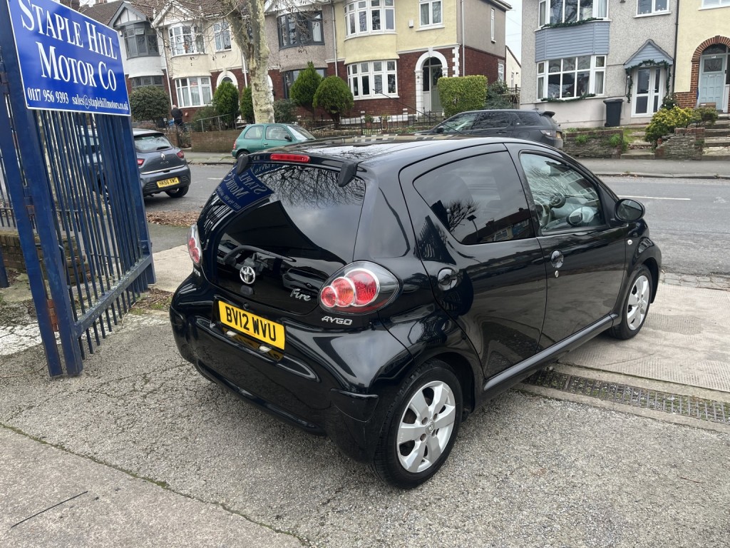 View TOYOTA AYGO 1.0 VVT-i Fire
