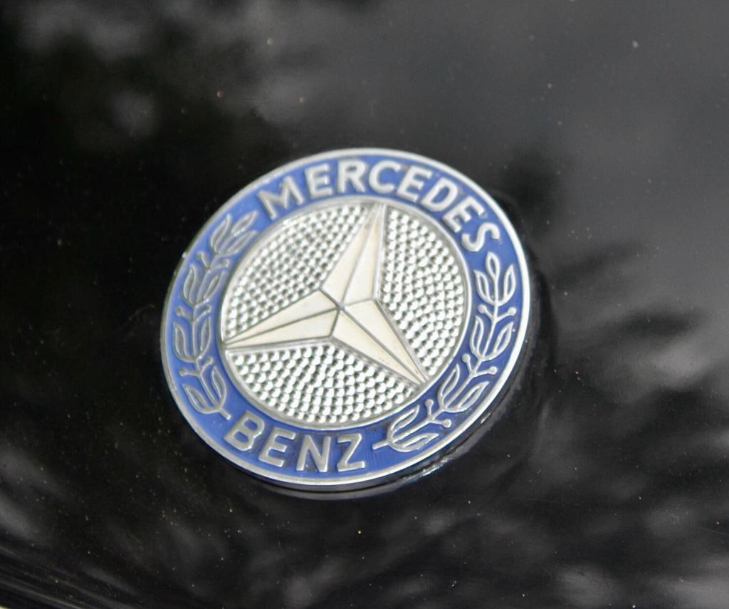 MERCEDES-BENZ SL CLASS