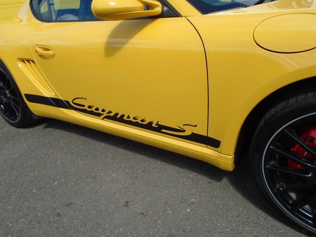 PORSCHE CAYMAN