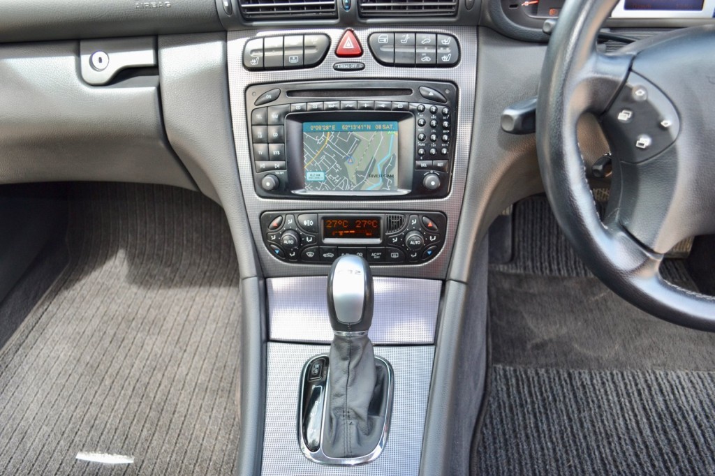 MERCEDES-BENZ C CLASS