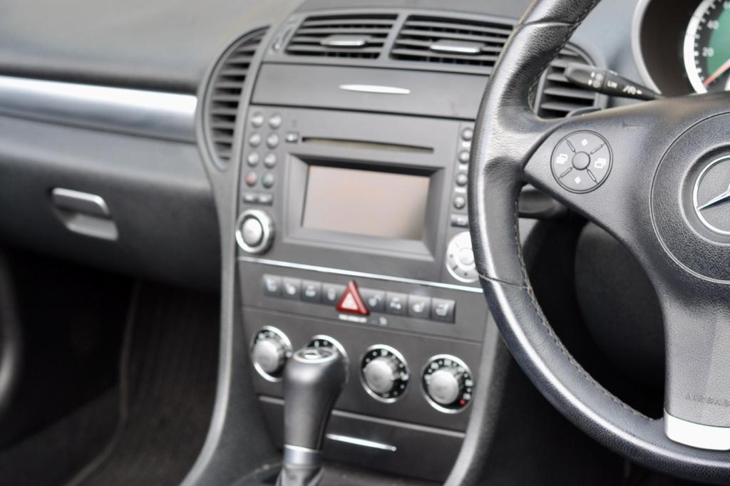 MERCEDES-BENZ SLK