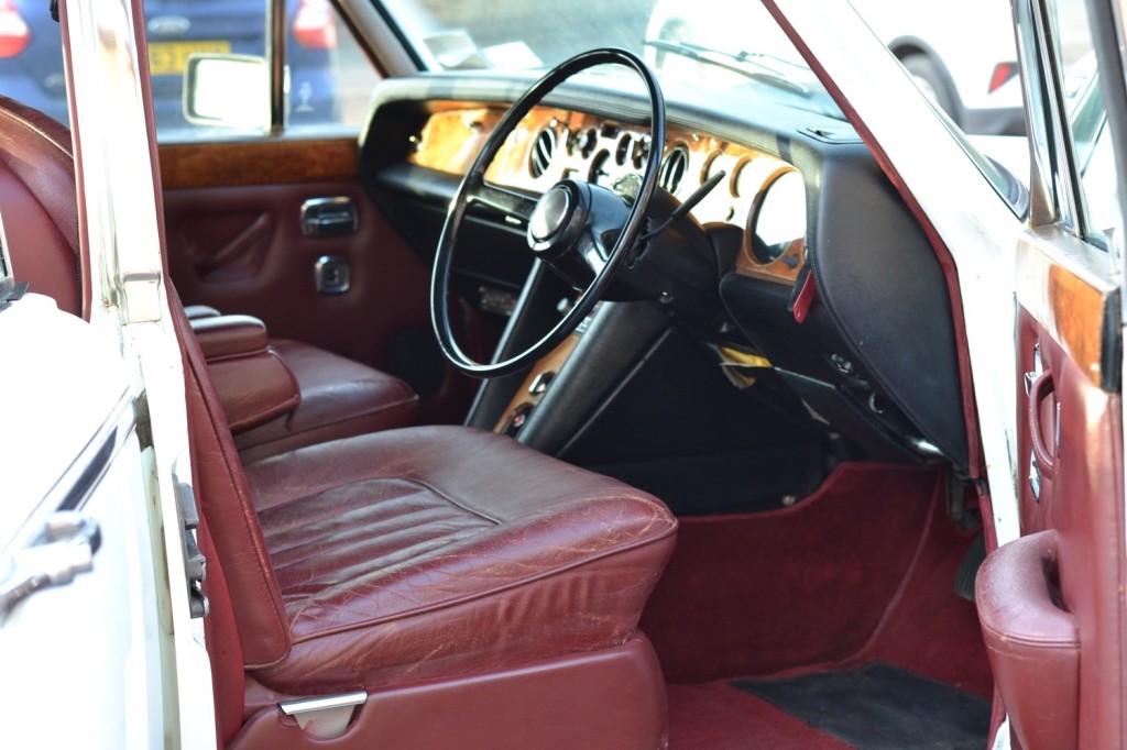 ROLLS-ROYCE SILVER SHADOW