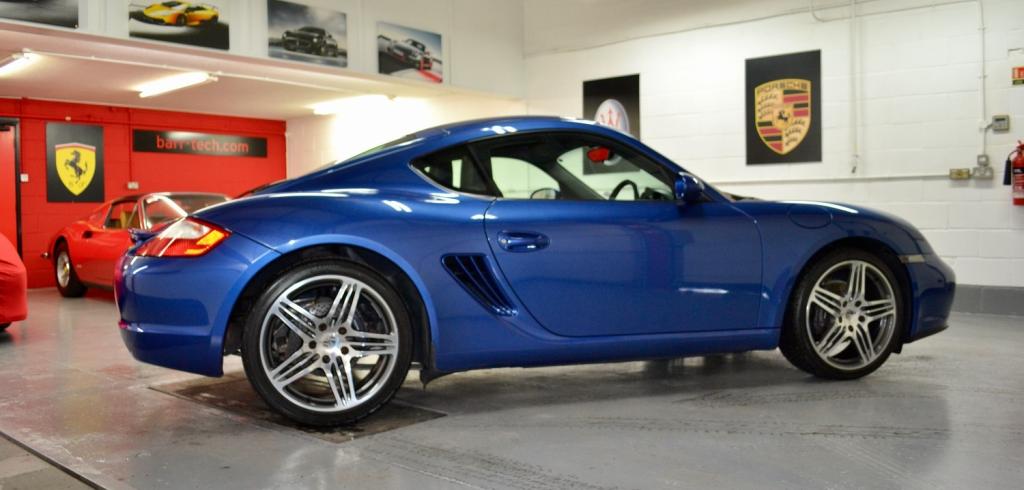 PORSCHE CAYMAN