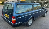VOLVO 240