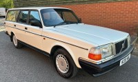 VOLVO 240