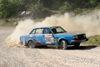 VOLVO 244
